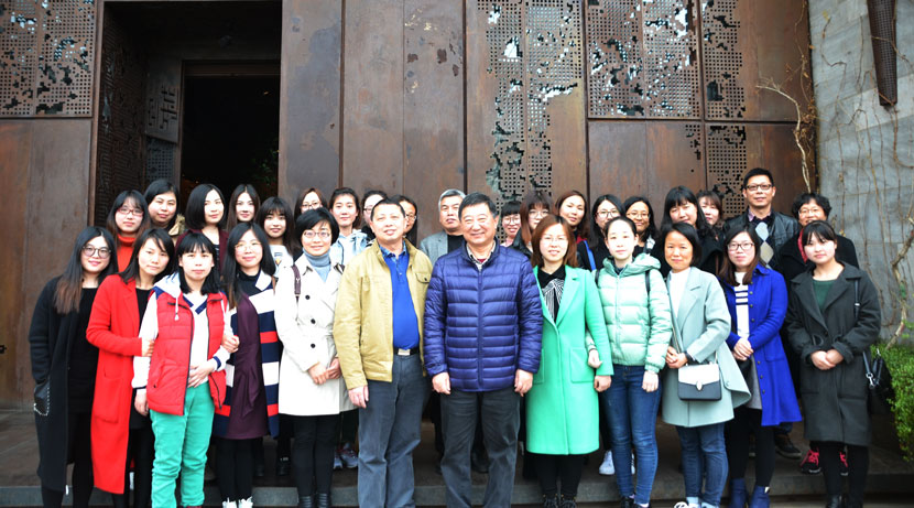 華新工會組織全公司女員工慶祝“三·八婦女節(jié)”活動